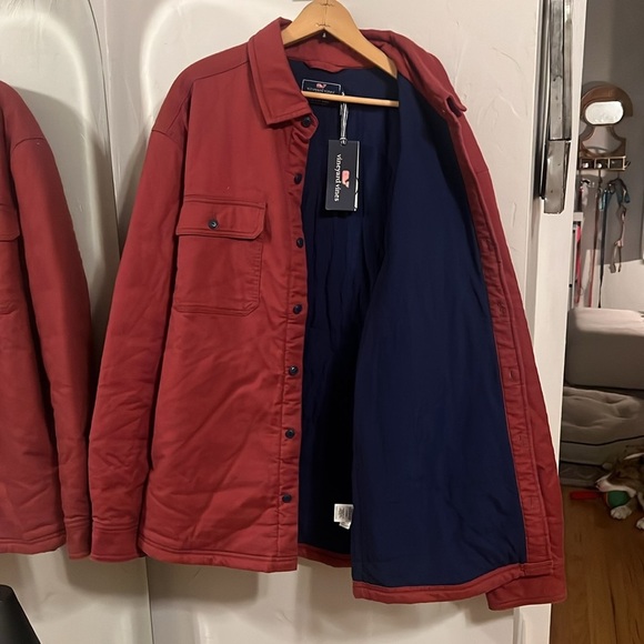 Vineyard Vines Men's Deep Red button up long sleeve jacket - Picture 4 of 5